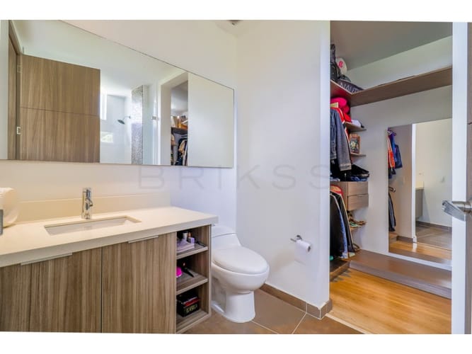 Casa de 4 alcobas en venta en Pantanillo, El Retiro, 392 m² · foto 18 de 23