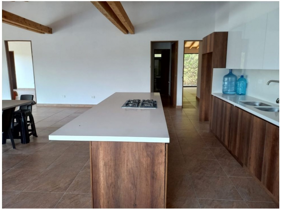 Casa de 4 alcobas en venta en La Industrial, Marinilla, 300 m² · foto 18 de 22