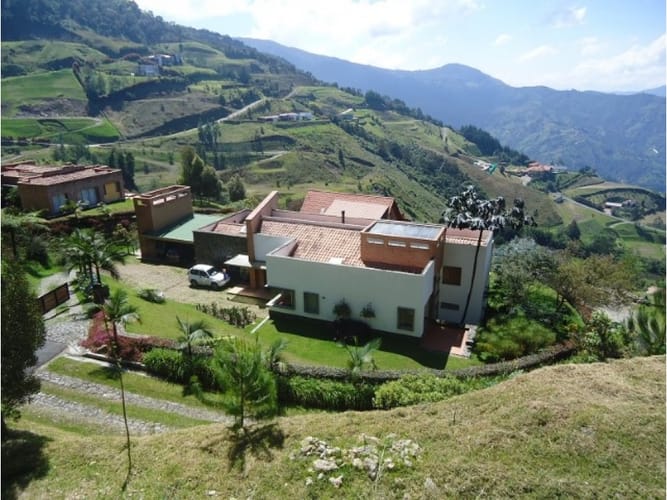 Casa de 5 alcobas en venta en Las Palmas, Envigado, 595 m² · foto 10 de 16
