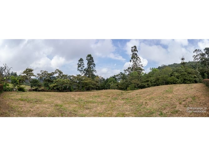 Lote en venta en El Tambo, La Ceja, 4166 m² · foto 2 de 10