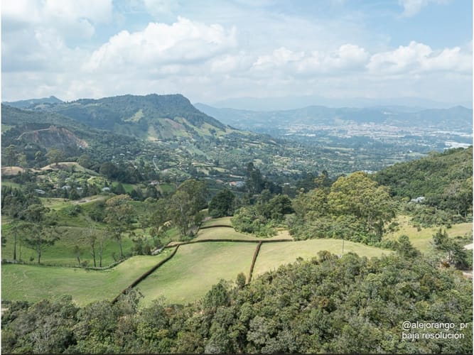 Lote en venta en El Tambo, La Ceja, 4166 m² · foto 3 de 10