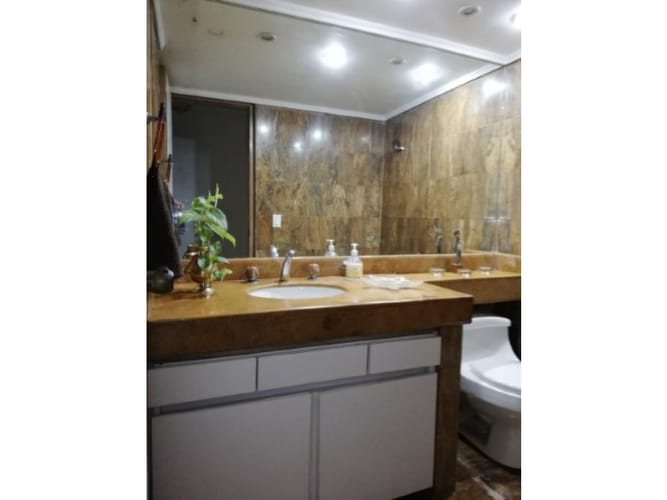 Apartamento de 4 alcobas en venta en San Lucas, Medellín, 261 m² · foto 15 de 16