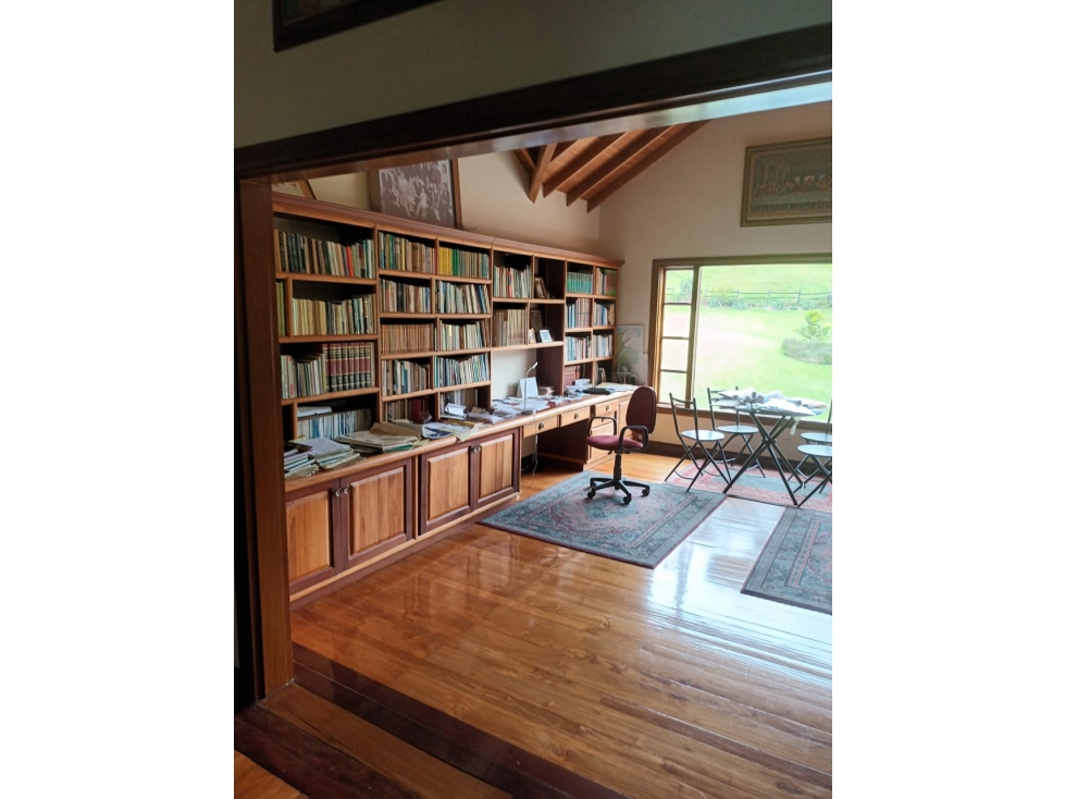 Casa de 4 alcobas en venta en El Capiro, Rionegro, 560 m² · foto 4 de 24