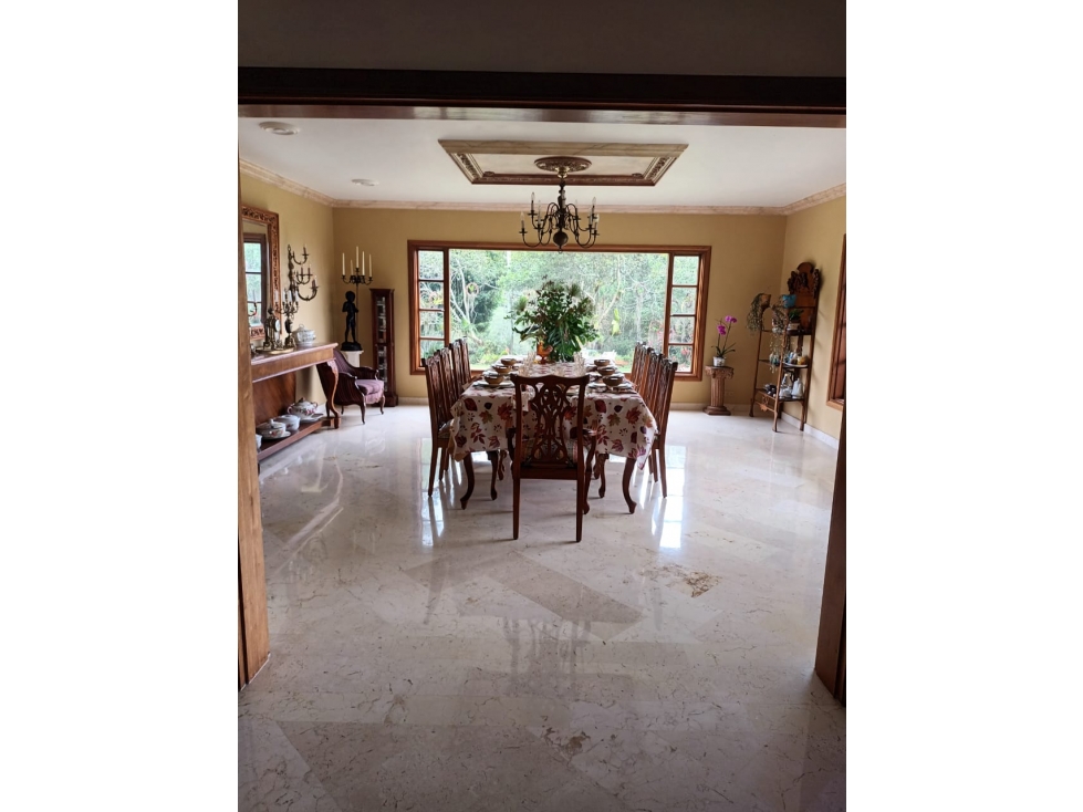 Casa de 4 alcobas en venta en El Capiro, Rionegro, 560 m² · foto 7 de 24