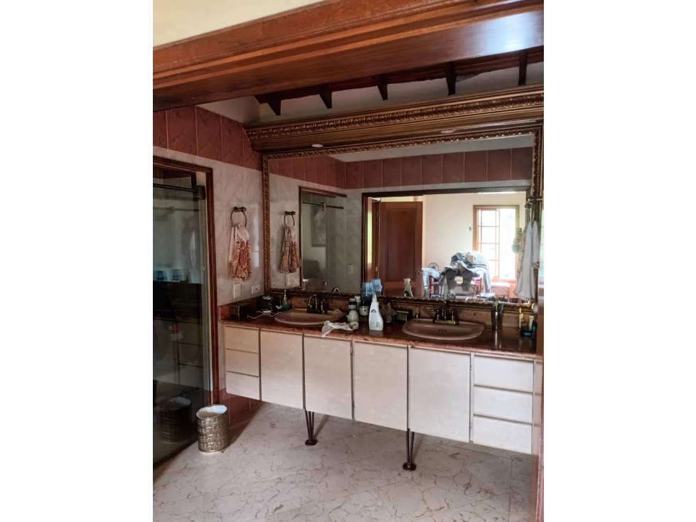Casa de 4 alcobas en venta en El Capiro, Rionegro, 560 m² · foto 11 de 24
