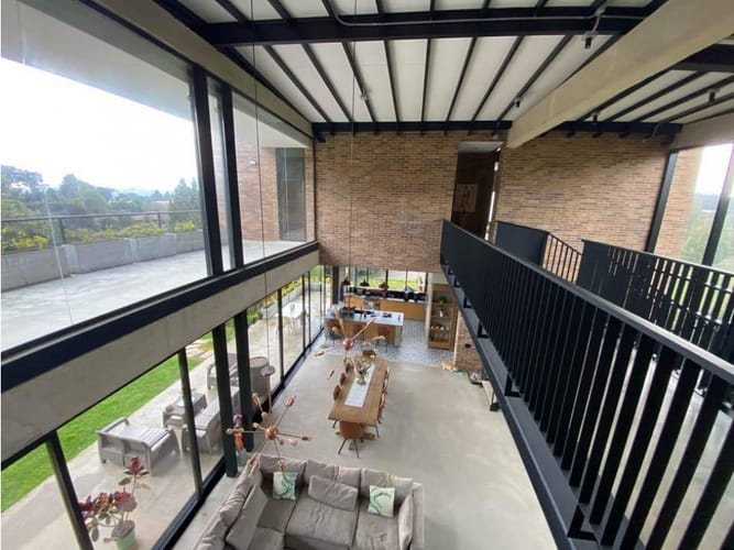 Casa de 5 alcobas en venta en Las Palmas, Envigado, 450 m² · foto 5 de 14
