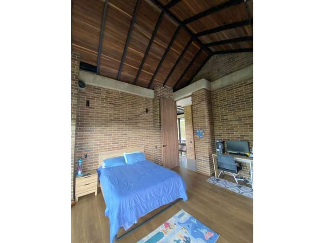 Casa de 5 alcobas en venta en Las Palmas, Envigado, 450 m² · foto 7 de 14