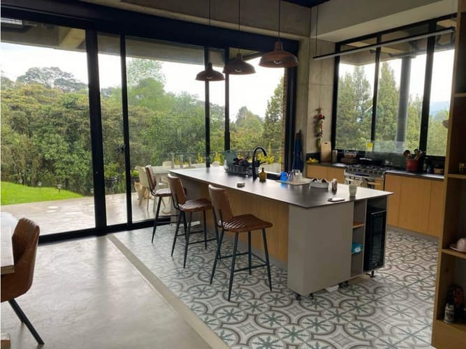 Casa de 5 alcobas en venta en Las Palmas, Envigado, 450 m² · foto 9 de 14
