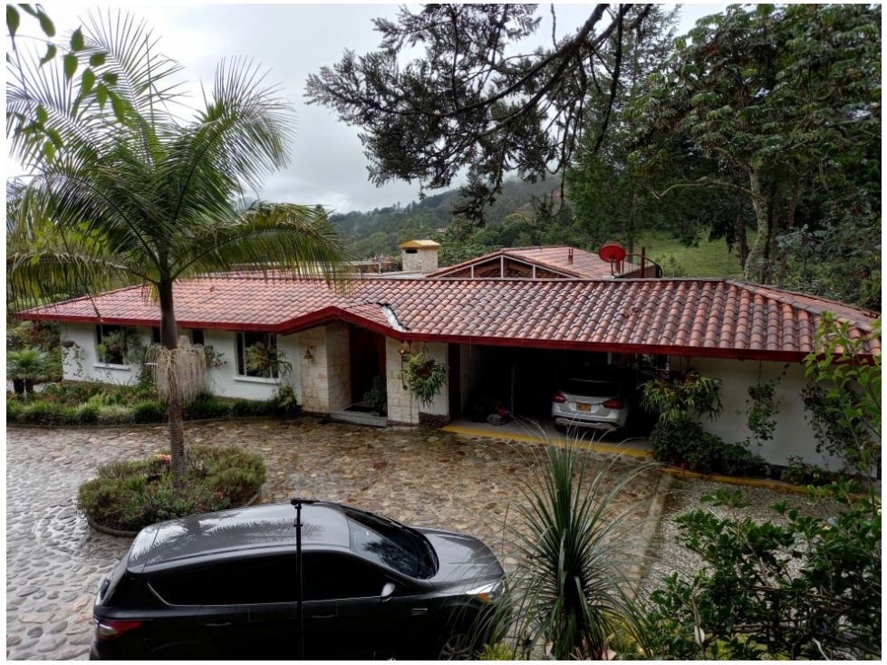 Casa de 5 alcobas en venta en El Carmen, El Retiro, 250 m² · foto 5 de 24