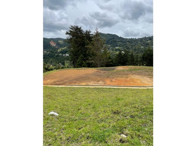 Lote en venta en Pantanillo, El Retiro, 10 m² · foto 2 de 4