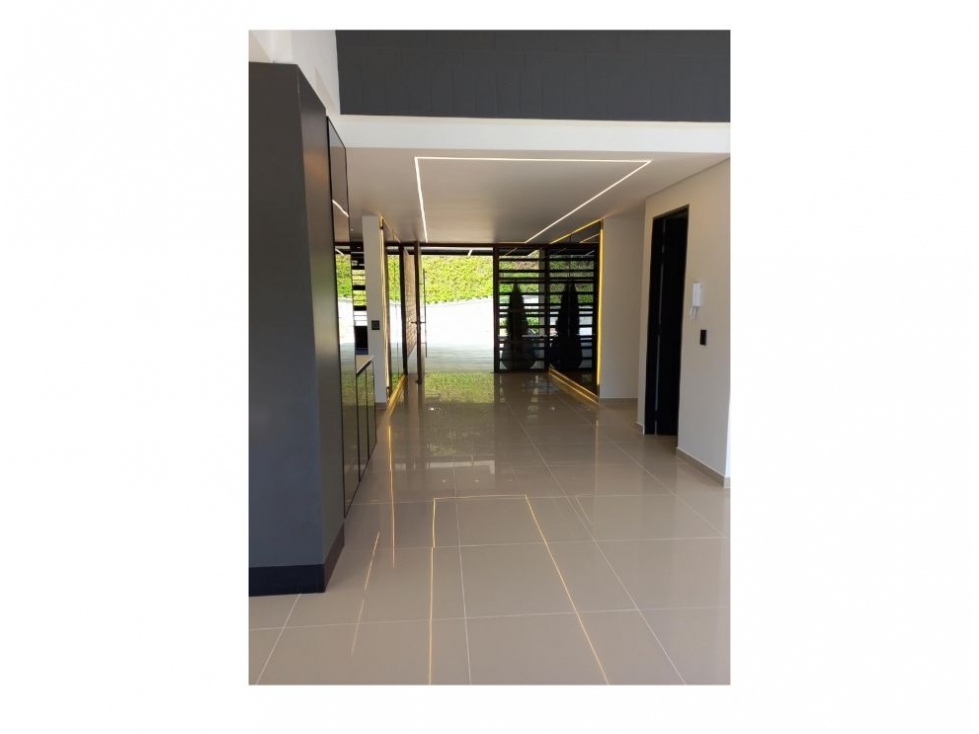 Casa de 6 alcobas en venta en El Tablazo, Rionegro, 400 m² · foto 5 de 24