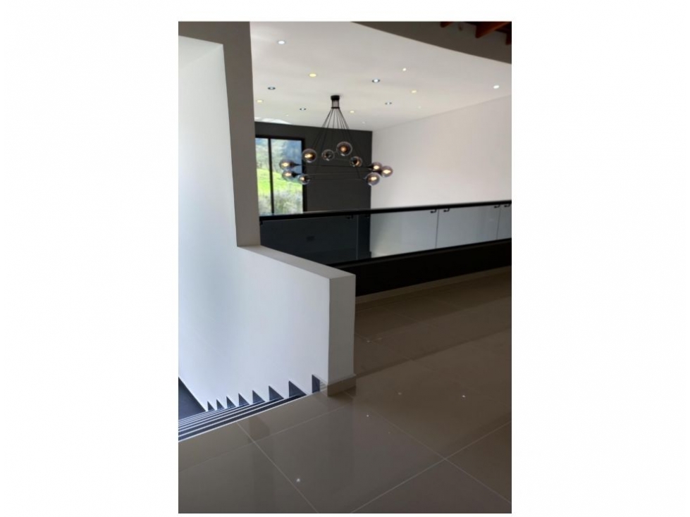 Casa de 6 alcobas en venta en El Tablazo, Rionegro, 400 m² · foto 7 de 24