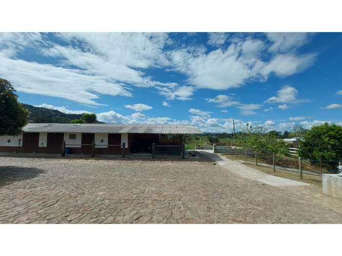 Casa de 3 alcobas en venta en El Porvenir, Rionegro, 100 m² · foto 17 de 24
