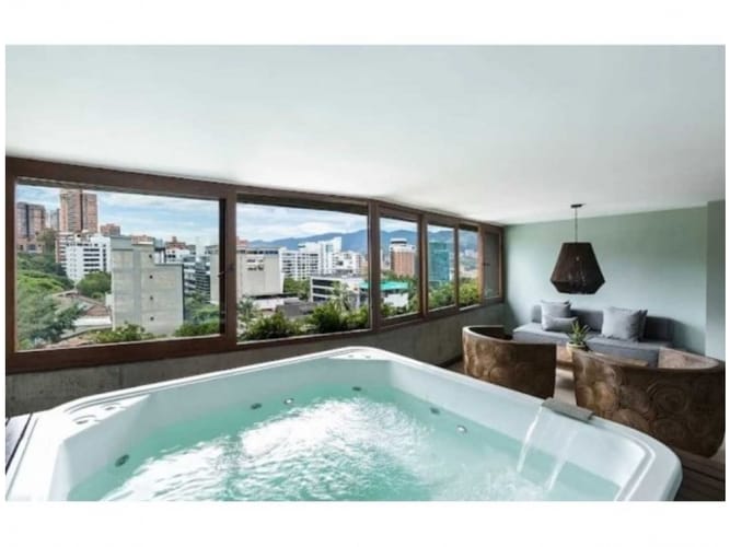 Apartamento de 1 alcoba en venta en El Poblado, Medellín, 60 m² · foto 8 de 24