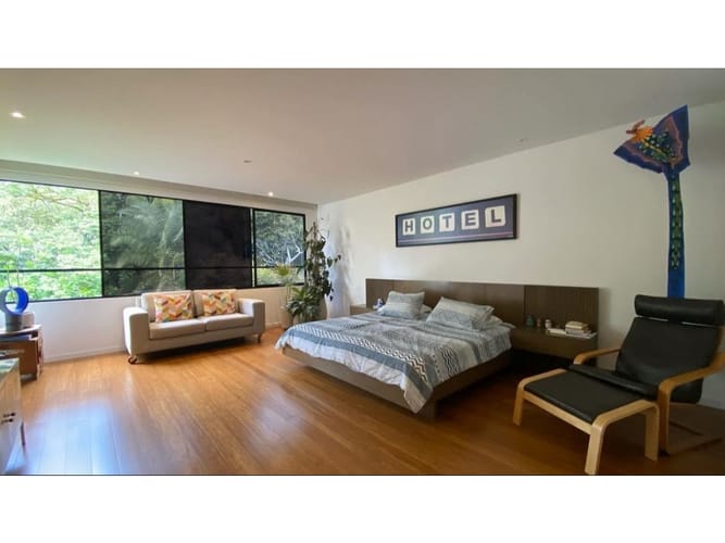 Casa de 3 alcobas en venta en Loma Del Chocho, Envigado, 305 m² · foto 3 de 7
