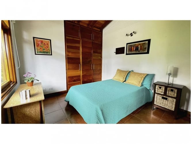 Casa de 3 alcobas en venta en La Catedral, Sabaneta, 362 m² · foto 4 de 24