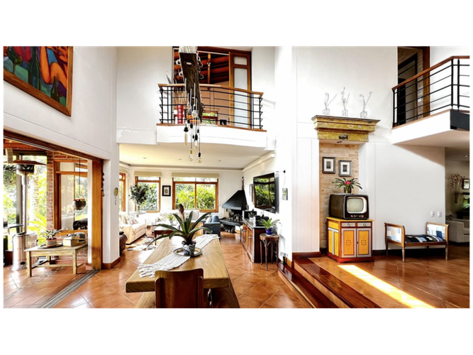 Casa de 3 alcobas en venta en La Catedral, Sabaneta, 362 m² · foto 5 de 24