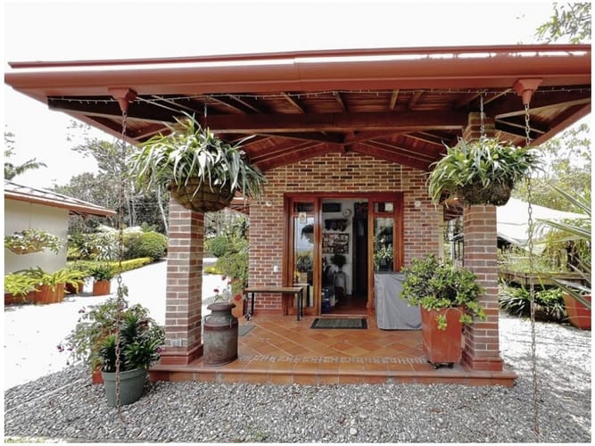 Casa de 3 alcobas en venta en La Catedral, Sabaneta, 362 m² · foto 11 de 24