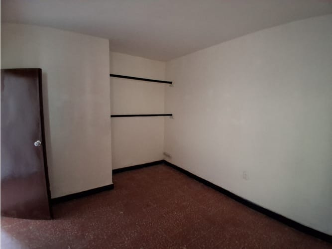 Casa de 14 alcobas en venta en Casco Antiguo - Floridablanca, Floridablanca, 364 m² · foto 8 de 24