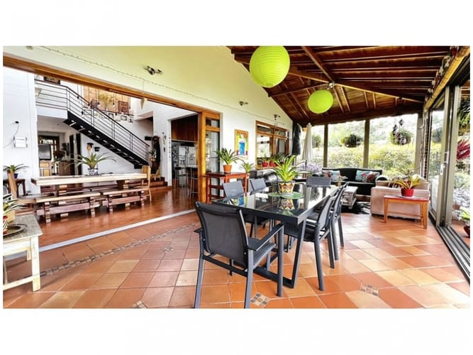 Casa de 3 alcobas en venta en La Catedral, Sabaneta, 362 m² · foto 13 de 24