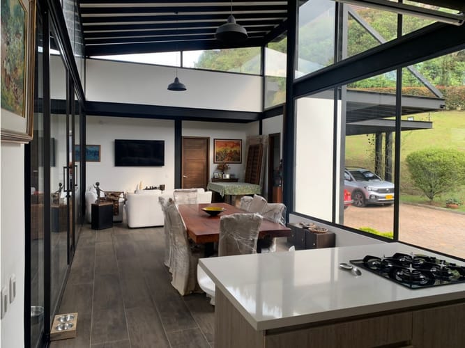 Casa de 4 alcobas en venta en El Retiro, 330 m² · foto 17 de 18