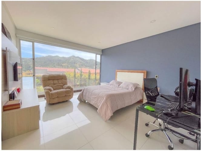 Casa de 5 alcobas en venta en El Retiro, 400 m² · foto 7 de 24