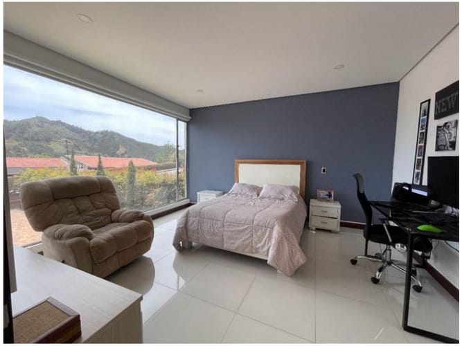 Casa de 5 alcobas en venta en El Retiro, 400 m² · foto 19 de 24