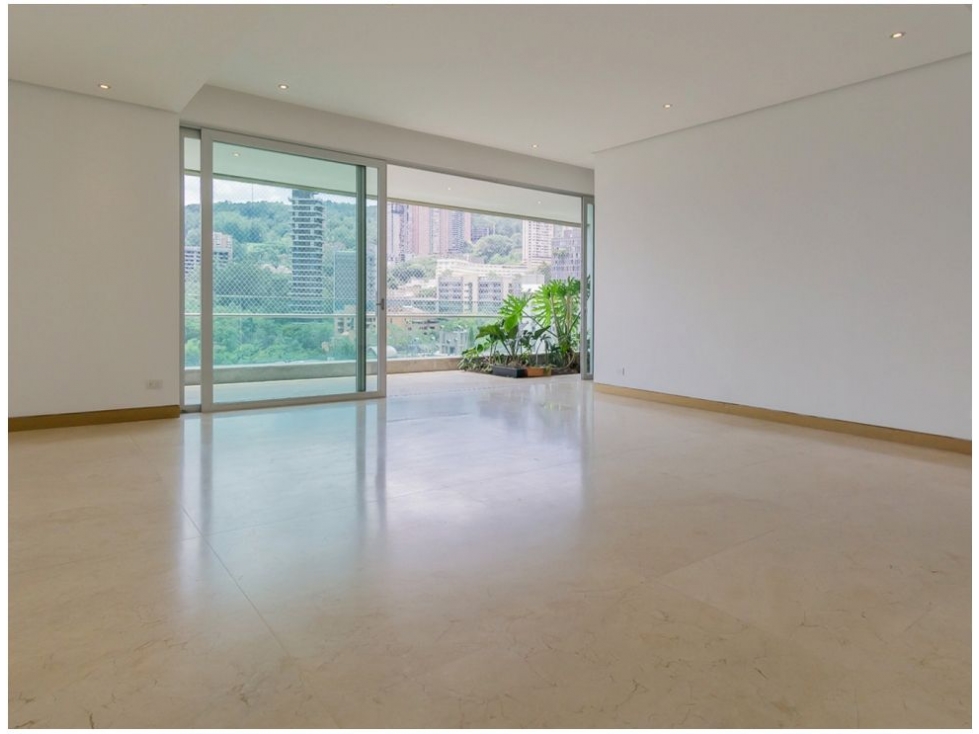 Apartamento en venta en El Poblado, Medellín · foto 4 de 17