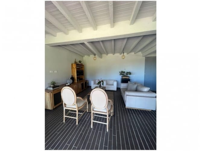 Casa de 3 alcobas en venta en El Porvenir, Rionegro, 320 m² · foto 14 de 20