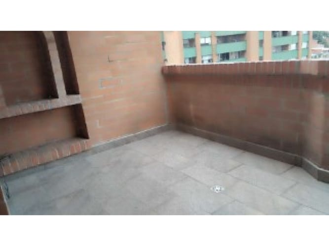 Apartamento de 4 alcobas en venta en Laureles, Medellín, 200 m² · foto 5 de 15