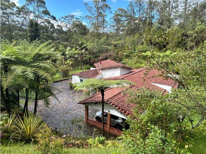 Casa de 4 alcobas en venta en El Chuscal, El Retiro, 280 m² · foto 2 de 14