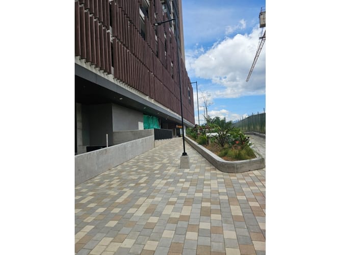 Apartamento de 1 alcoba en venta en Villa Carlota, Medellín, 68 m² · foto 18 de 24