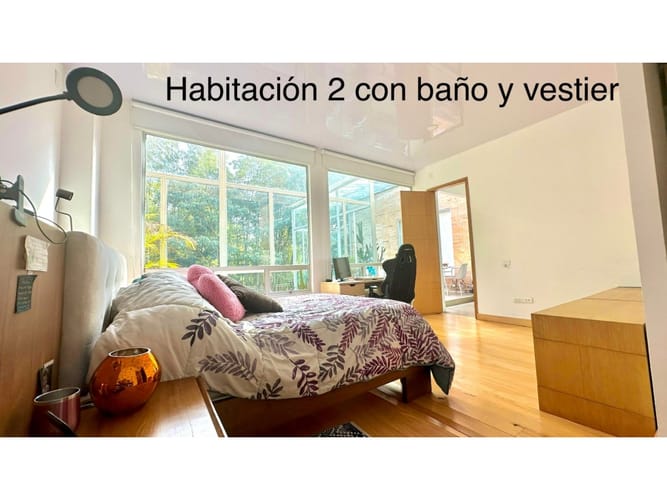 Casa de 4 alcobas en venta en Loma Del Chocho, Envigado, 460 m² · foto 11 de 24