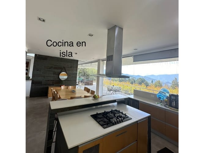 Casa de 4 alcobas en venta en Loma Del Chocho, Envigado, 460 m² · foto 23 de 24