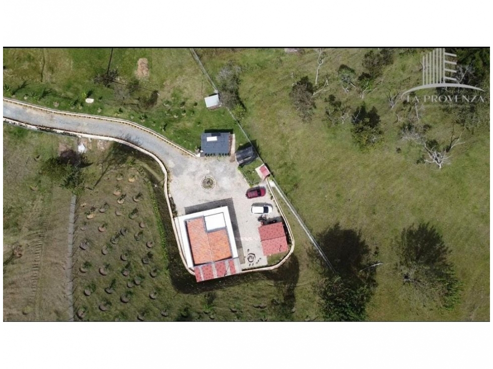 Casa de 4 alcobas en venta en Guarne, 200 m² · foto 8 de 16