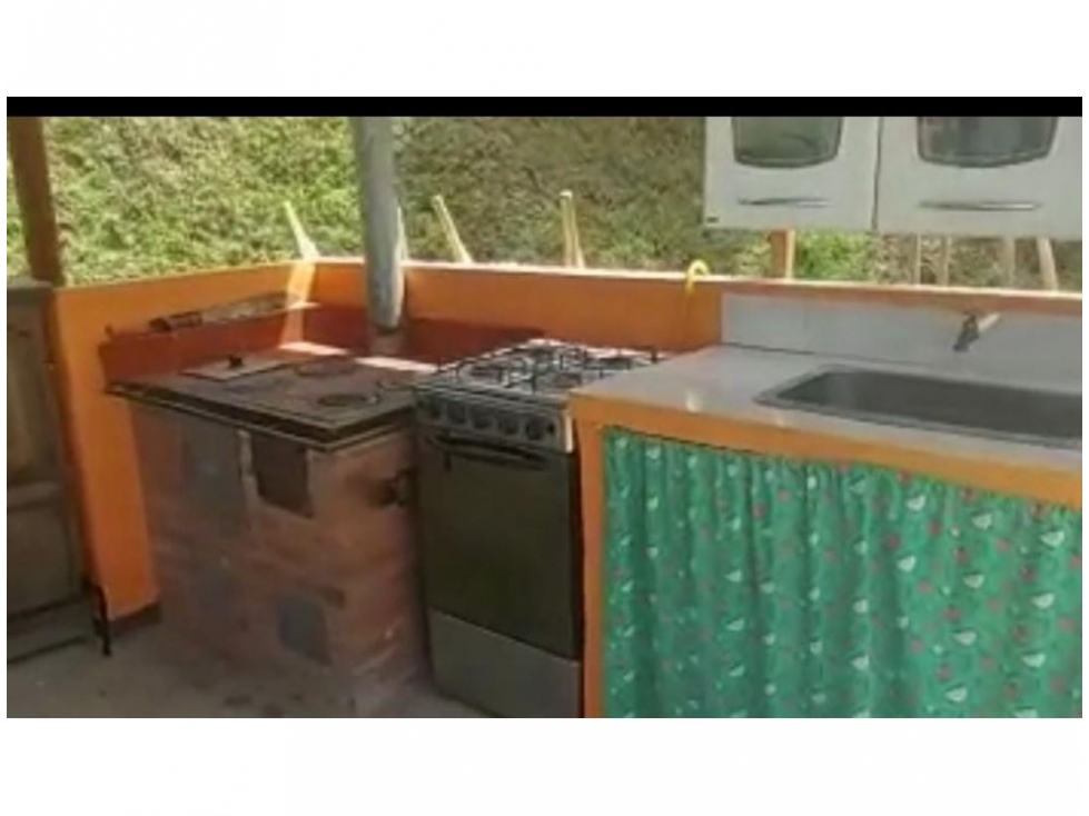 Casa de 4 alcobas en venta en Guarne, 200 m² · foto 11 de 16