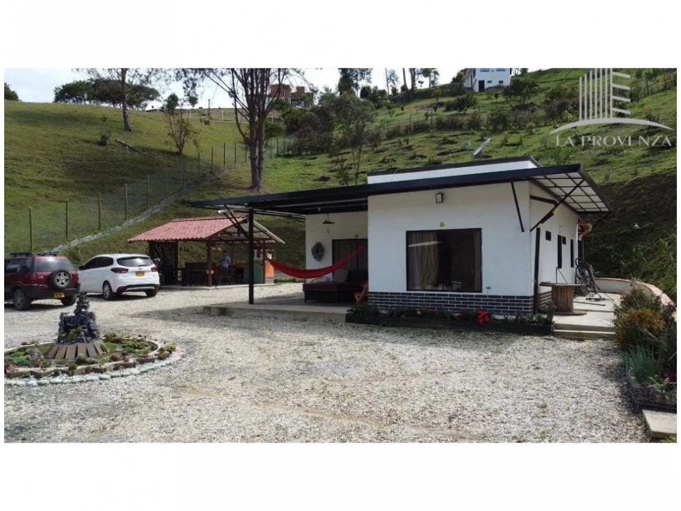 Casa de 4 alcobas en venta en Guarne, 200 m² · foto 12 de 16