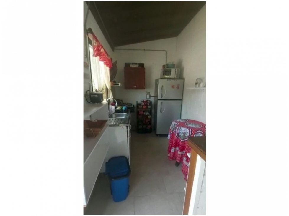 Casa de 4 alcobas en venta en Guarne, 200 m² · foto 15 de 16