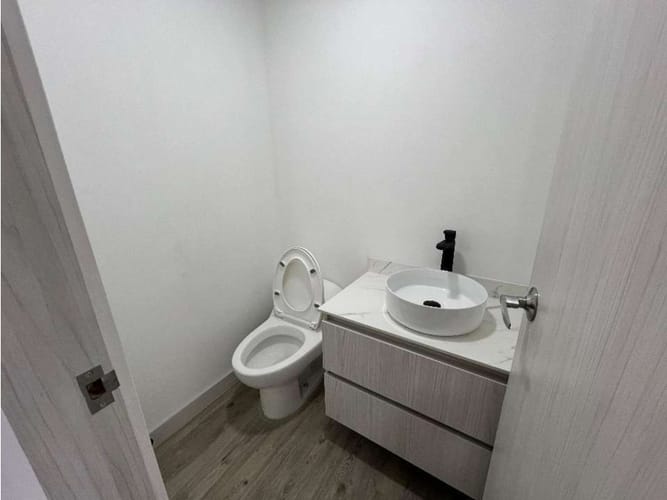 Apartamento en venta en Conquistadores, Medellín · foto 7 de 16