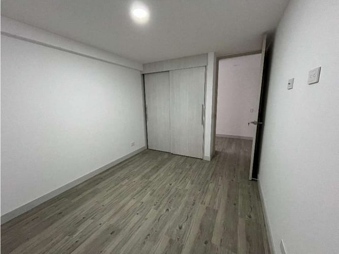 Apartamento en venta en Conquistadores, Medellín · foto 12 de 16
