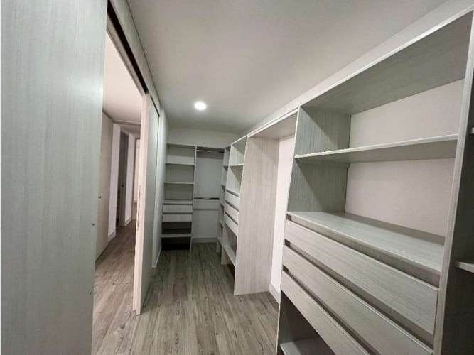 Apartamento en venta en Conquistadores, Medellín · foto 13 de 16