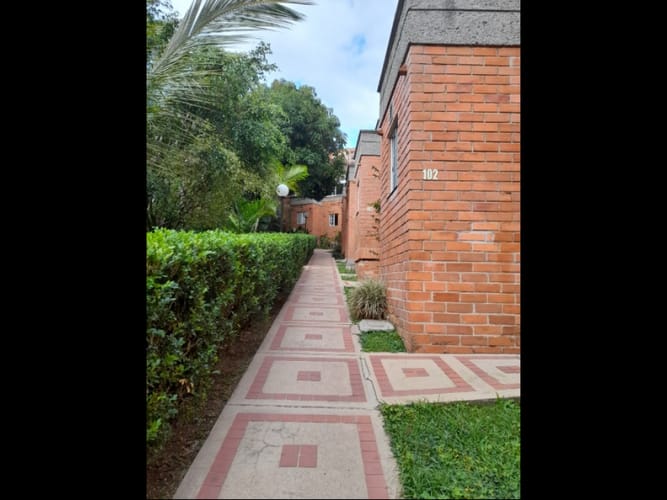 Casa de 3 alcobas en venta en Castropol, Medellín, 185 m² · foto 16 de 24