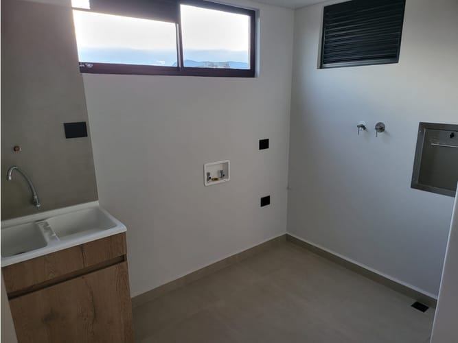 Apartamento en venta en El Poblado, Medellín · foto 7 de 13