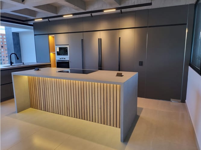 Apartamento en venta en El Poblado, Medellín · foto 9 de 13