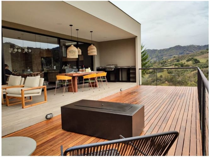 Casa de 3 alcobas en venta en Sajonia, Rionegro, 328 m² · foto 2 de 10
