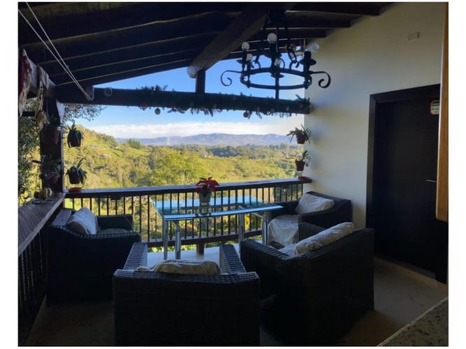 Casa de 8 alcobas en venta en San Jose, Rionegro, 350 m² · foto 6 de 19