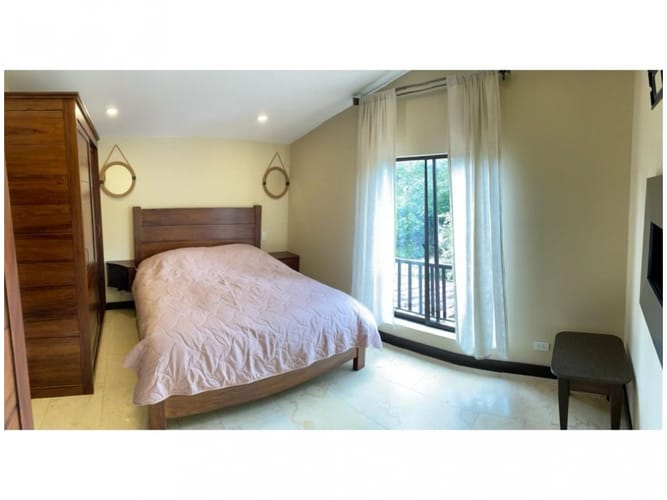 Casa de 8 alcobas en venta en San Jose, Rionegro, 350 m² · foto 13 de 19