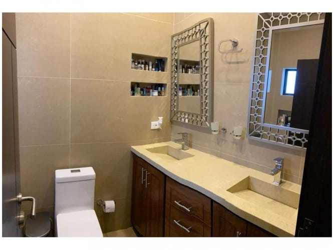 Casa de 8 alcobas en venta en San Jose, Rionegro, 350 m² · foto 16 de 19