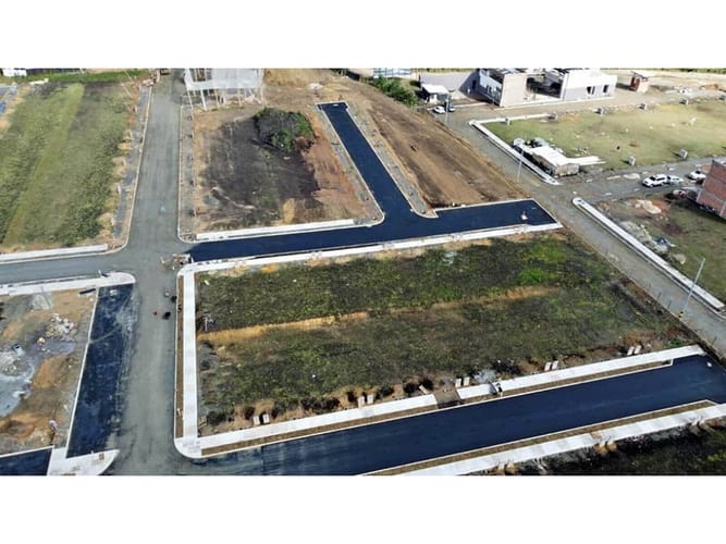 Lote en venta en La Industrial, Marinilla · foto 2 de 9