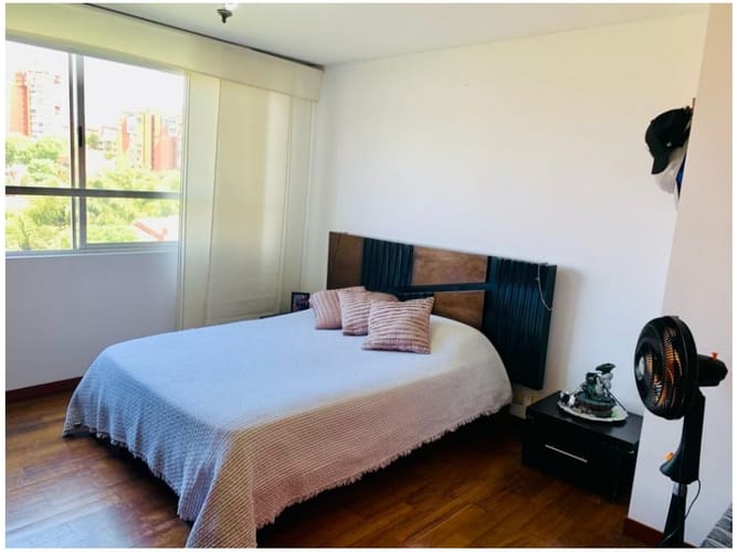 Apartamento de 5 alcobas en venta en Loma Benedictinos, Medellín, 238 m² · foto 7 de 24
